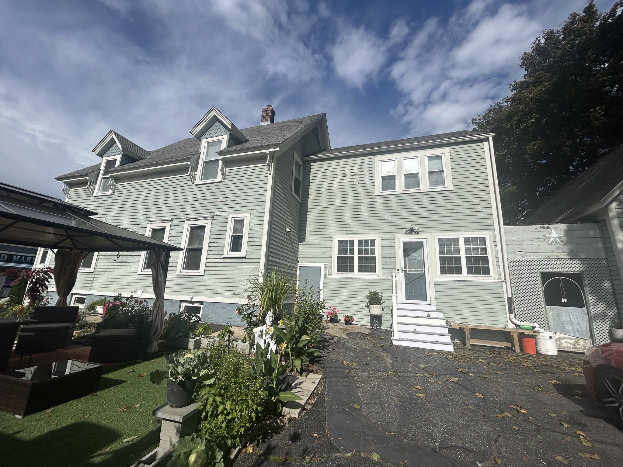 114 Lovell St, Worcester, MA 01603 - Image 2