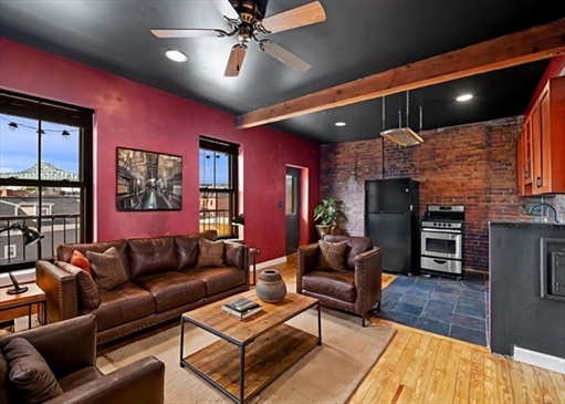 40 Williams St, Apt C