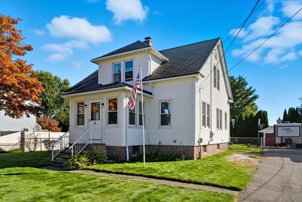 71 Florence St, Chicopee, MA 01013