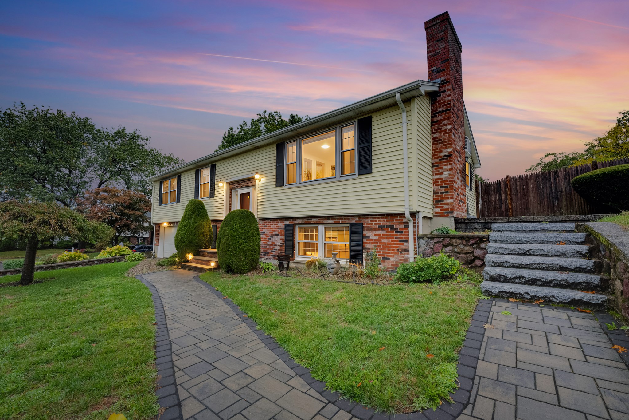 9 Lilah Cir, Wakefield, MA 01880