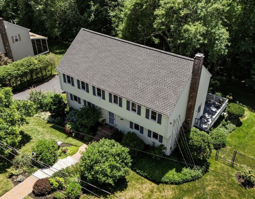 9 Pleasantview Ter, Framingham, MA 01701