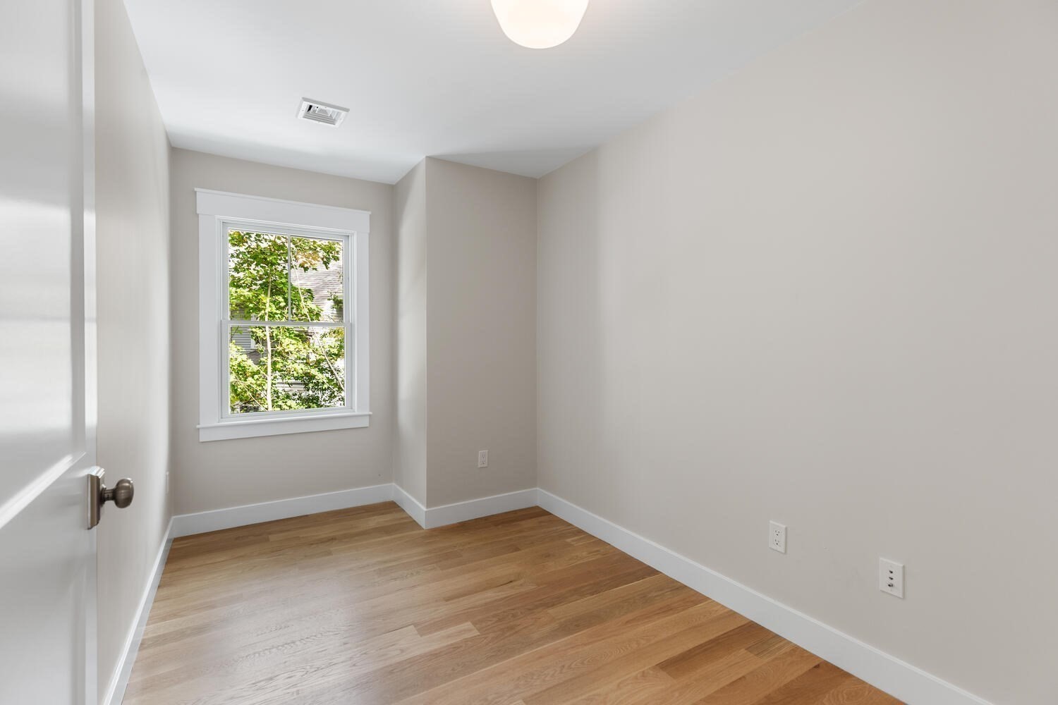 144 Dexter Ave, Watertown, MA 02472 - Image 19