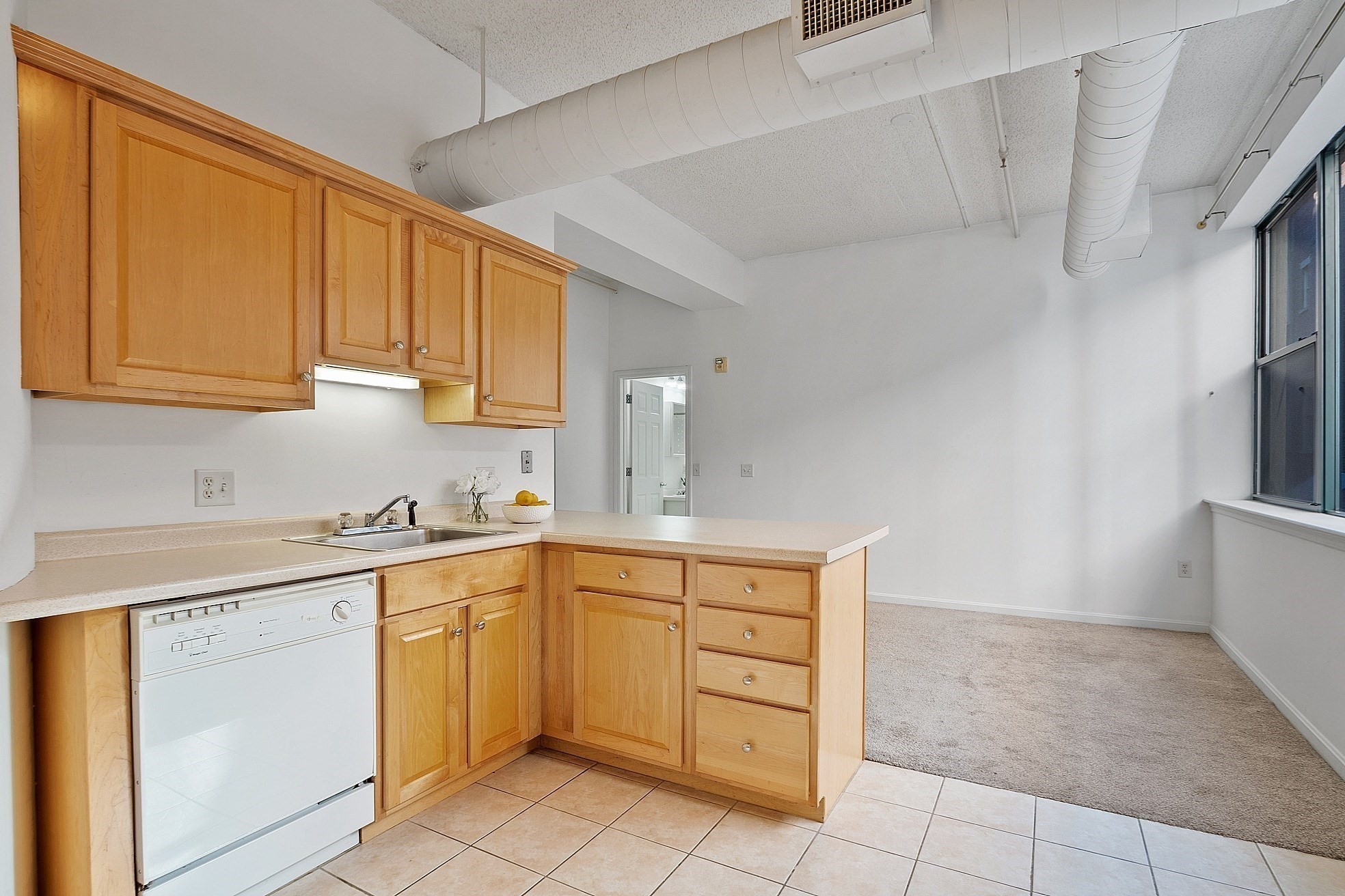 23 Middle St Unit 6, Lowell, MA 01852 - Image 11