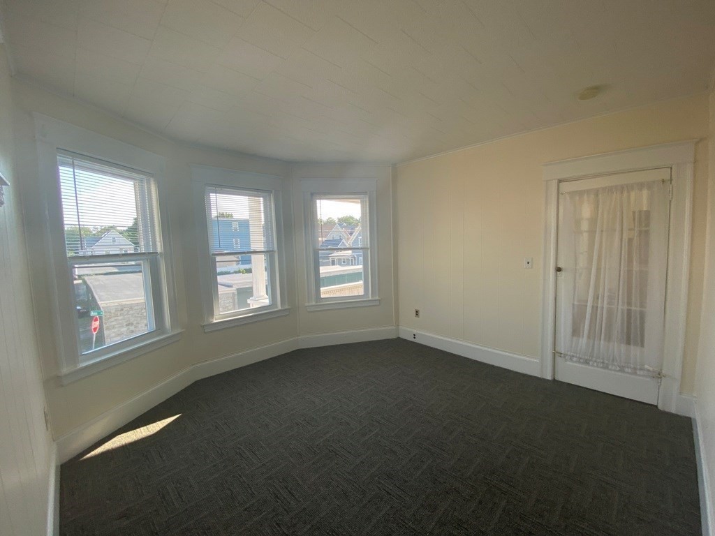 115 Avon Street, Lowell, MA 01854 - Image 20