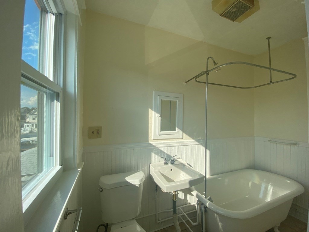 115 Avon Street, Lowell, MA 01854 - Image 26