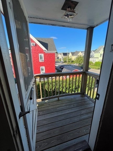 115 Avon Street, Lowell, MA 01854 - Image 36