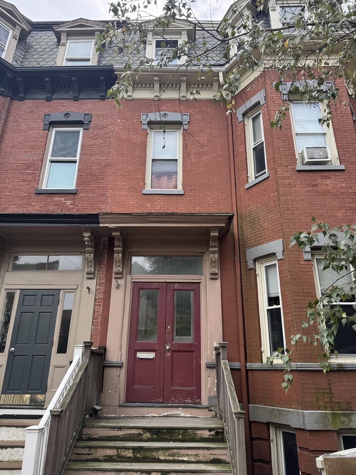 11 Savin Hill Ave, Dorchester, Boston, MA 02125