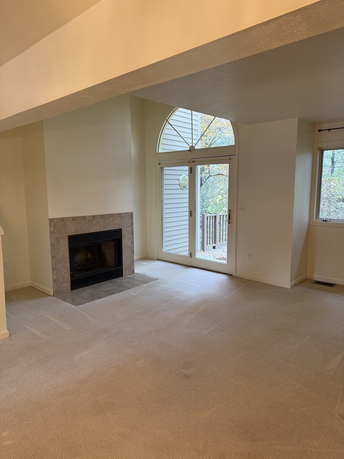 6 Lilac Court Unit 6, Hopkinton, MA 01748 - Image 5