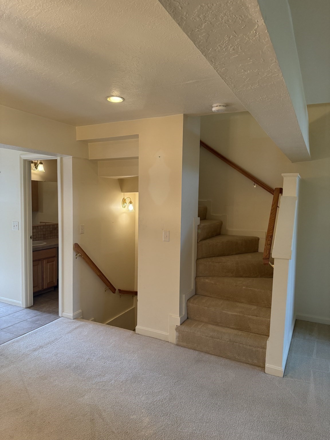 6 Lilac Court Unit 6, Hopkinton, MA 01748 - Image 6