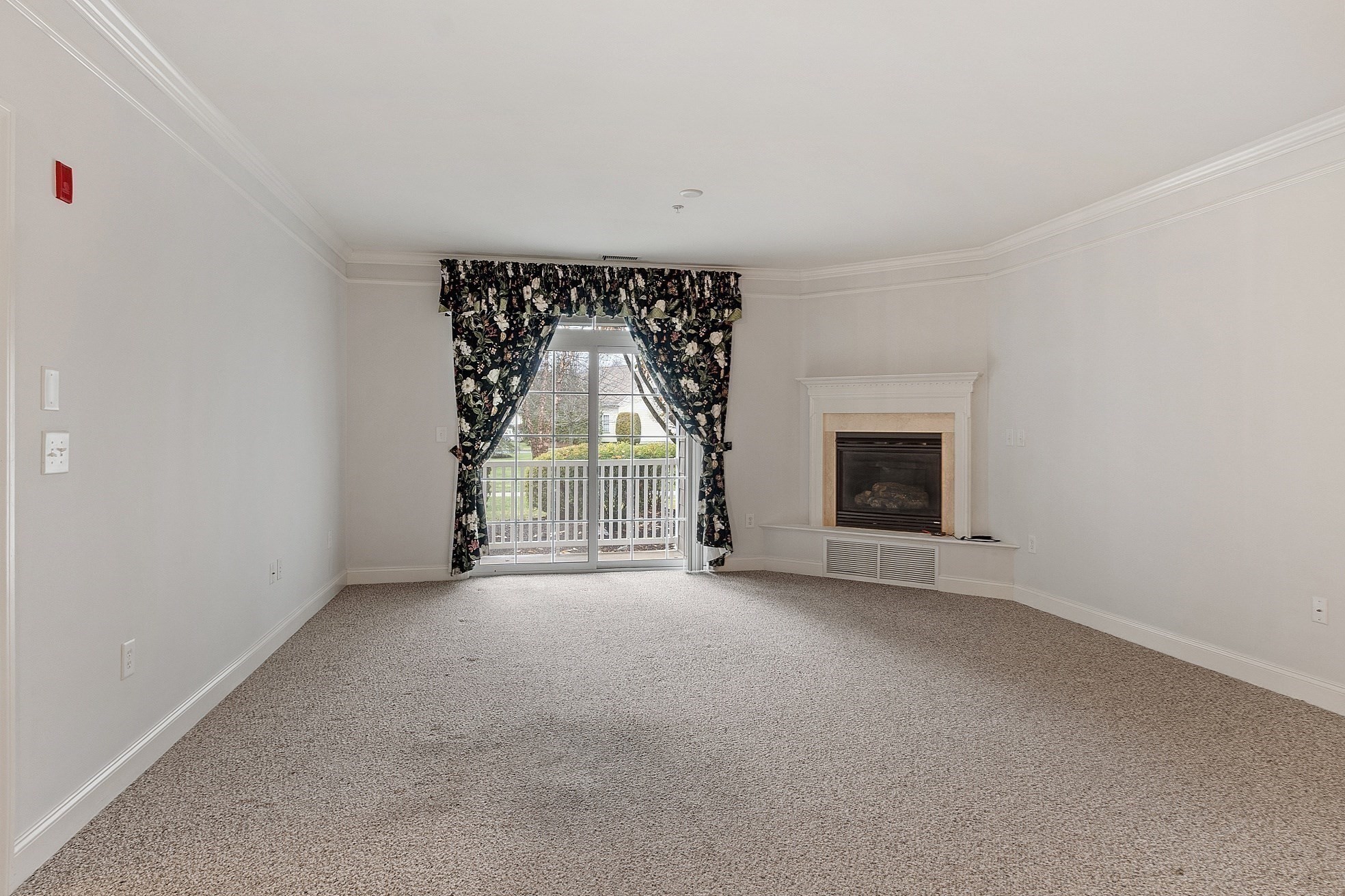 1117 Emerald Court Unit 1117, Tewksbury, MA 01876 - Image 16