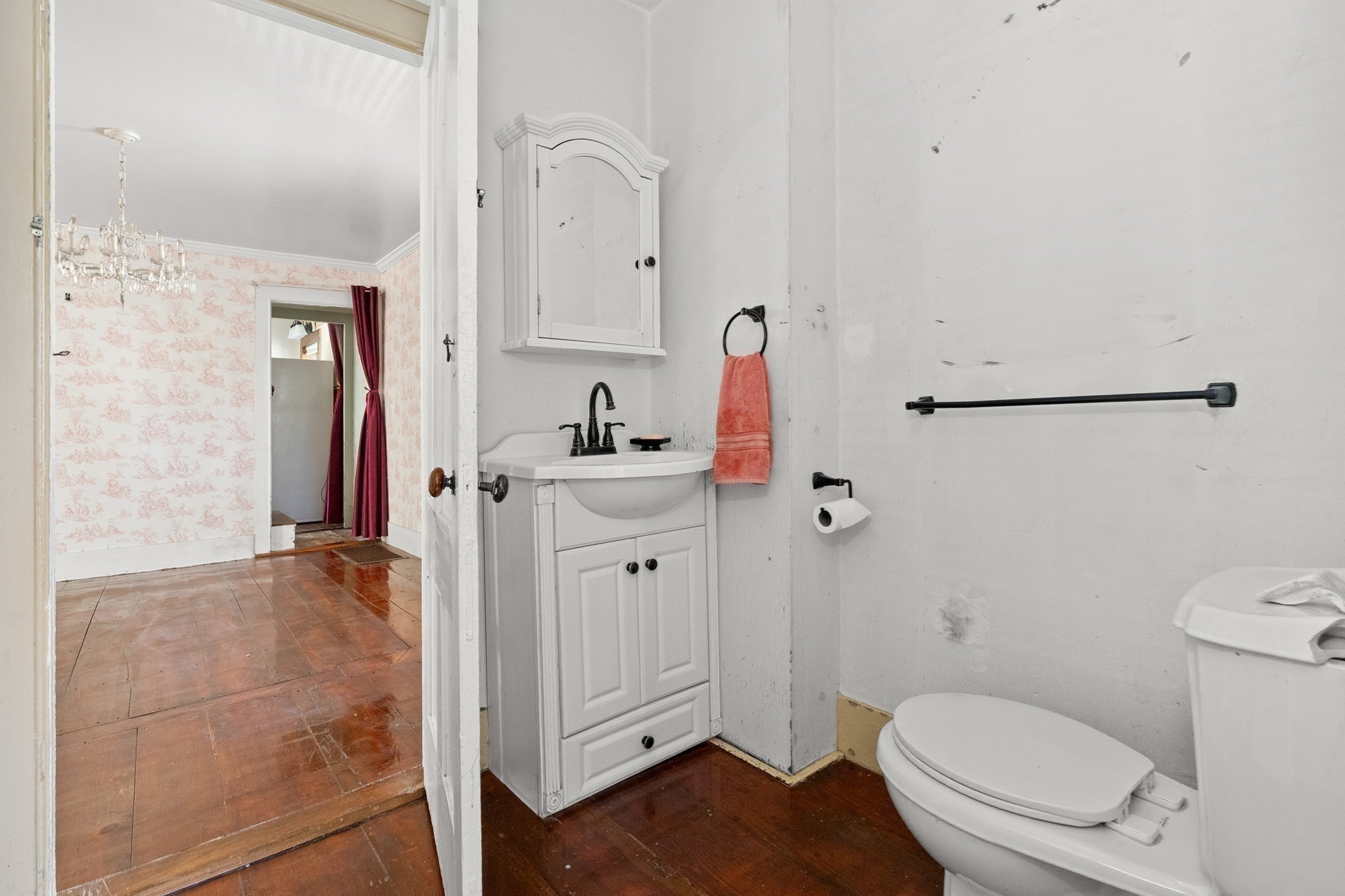 270 Elm  Street, Amesbury, MA 01913 - Image 12