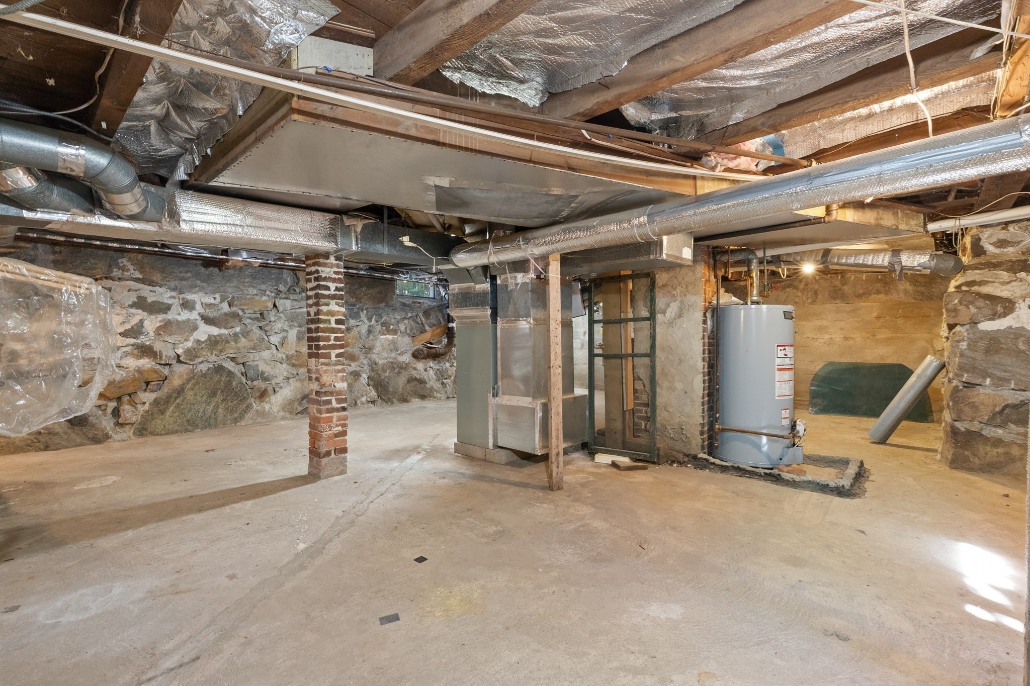 270 Elm  Street, Amesbury, MA 01913 - Image 22