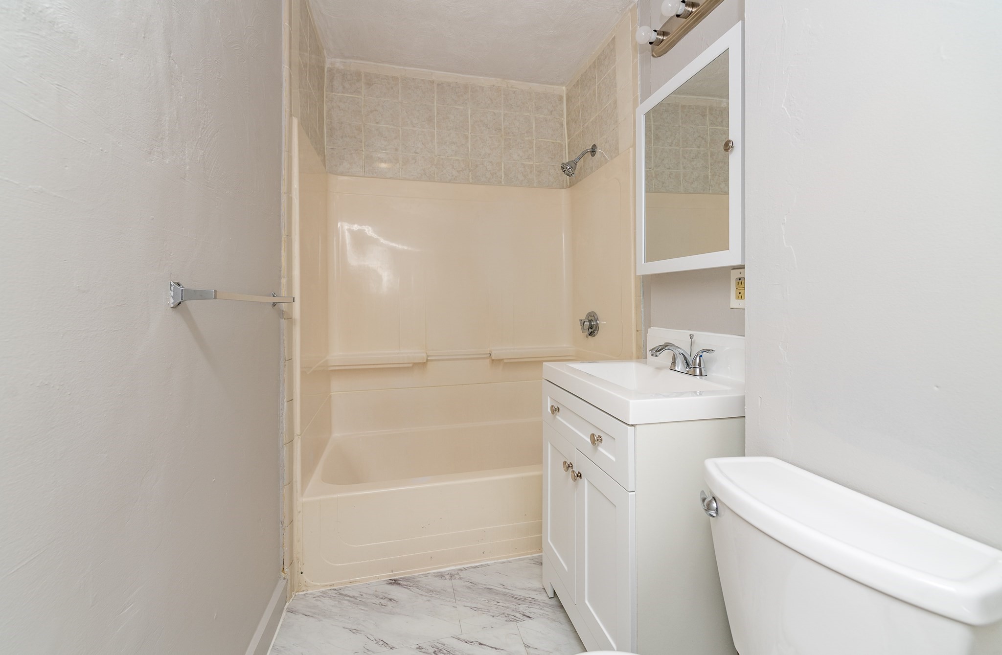 35 Bradshaw Street, Dorchester, Boston, MA 02121 - Image 23