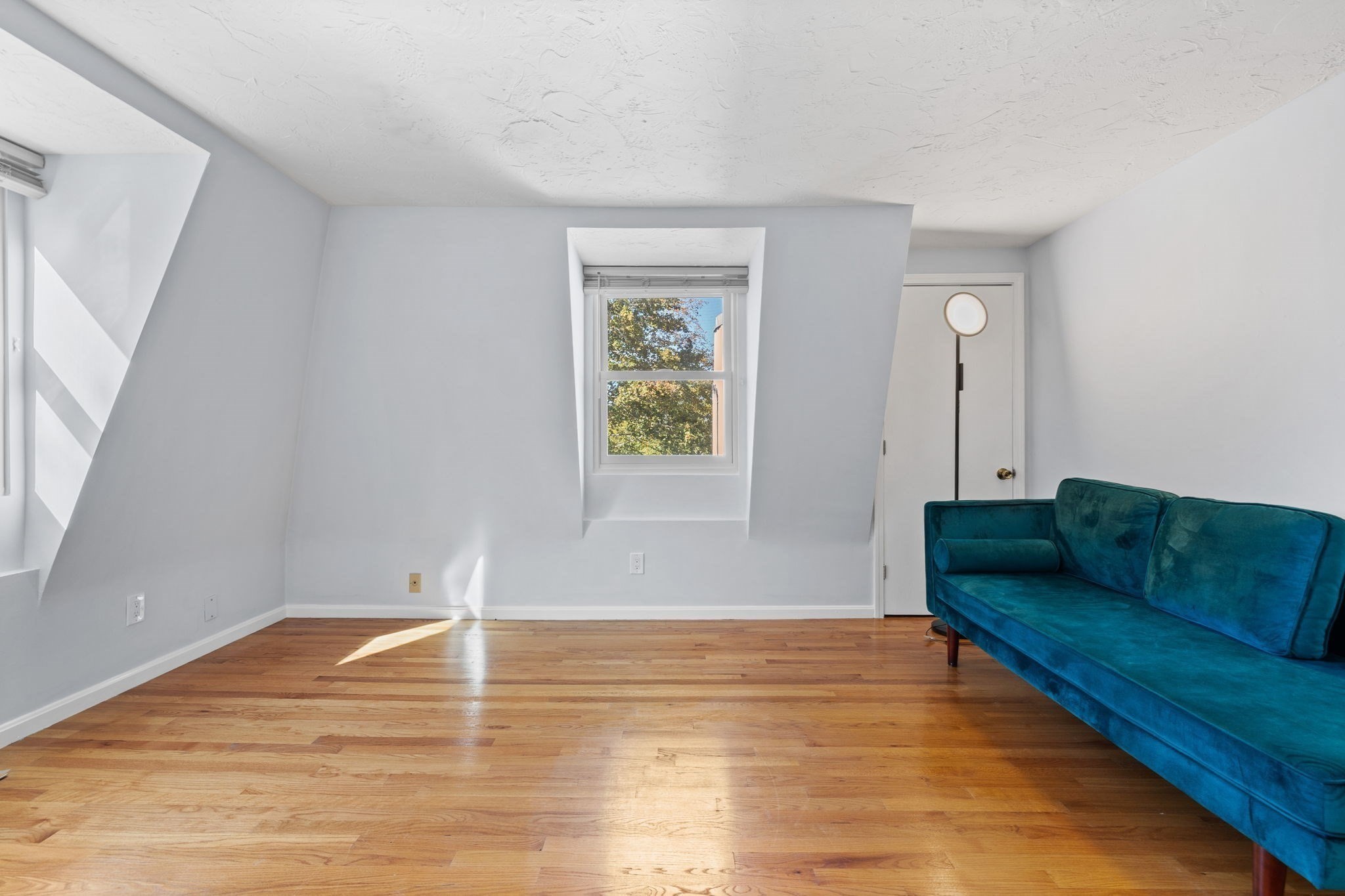 45 W Emerson Unit 4, Melrose, MA 02176 - Image 25