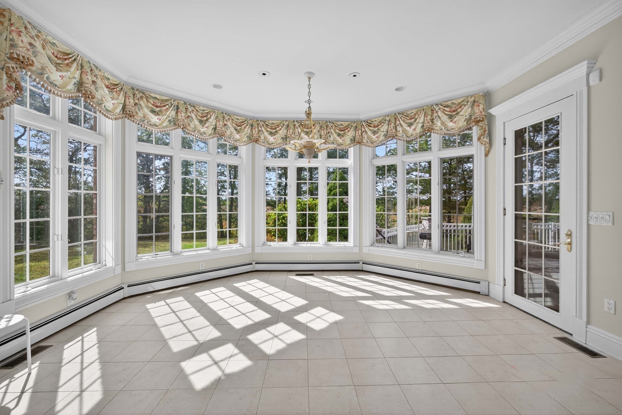 11 Elizabeth Way, Lynnfield, MA 01940 - Image 11