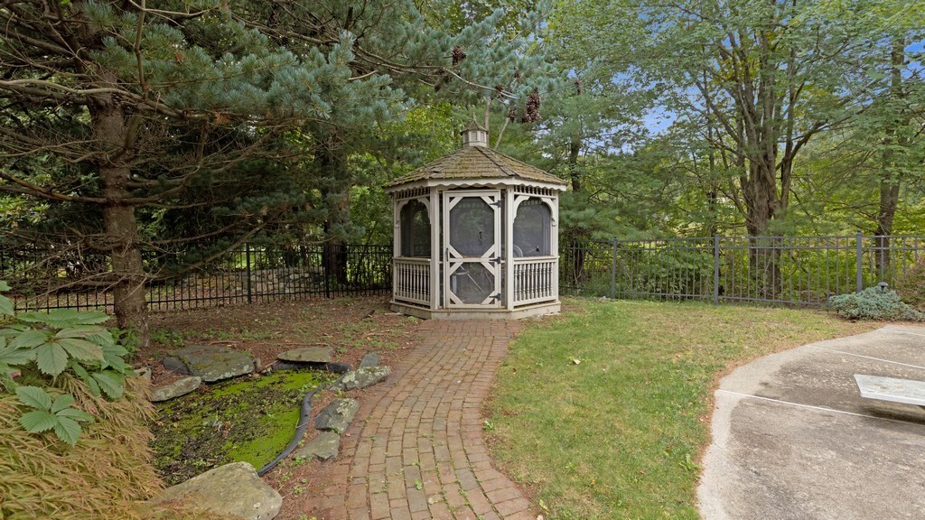 6 Eastbrook Farm Ln, Southborough, MA 01772 - Image 33