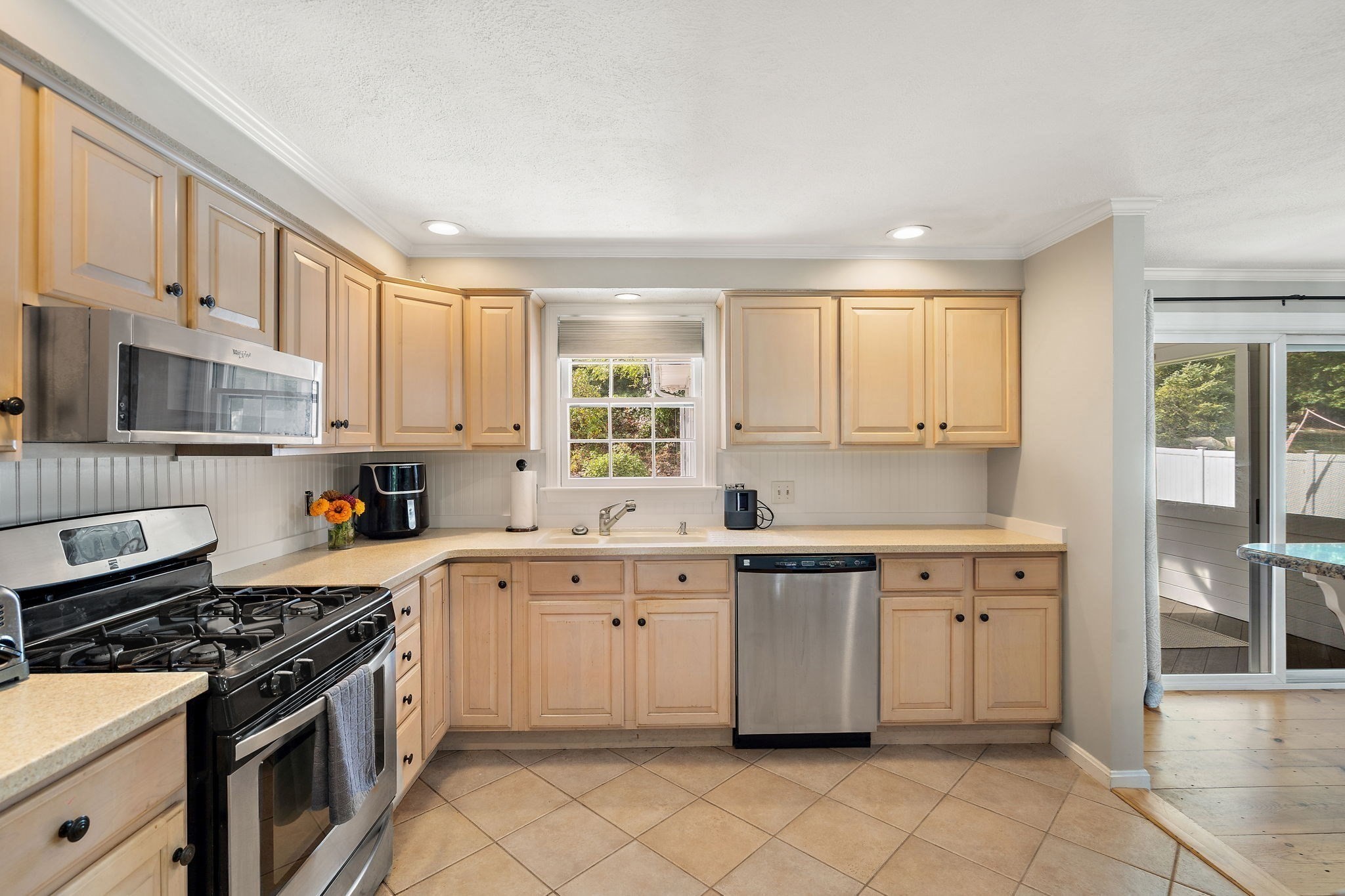 12 Patti Ln, Maynard, MA 01754 - Image 16