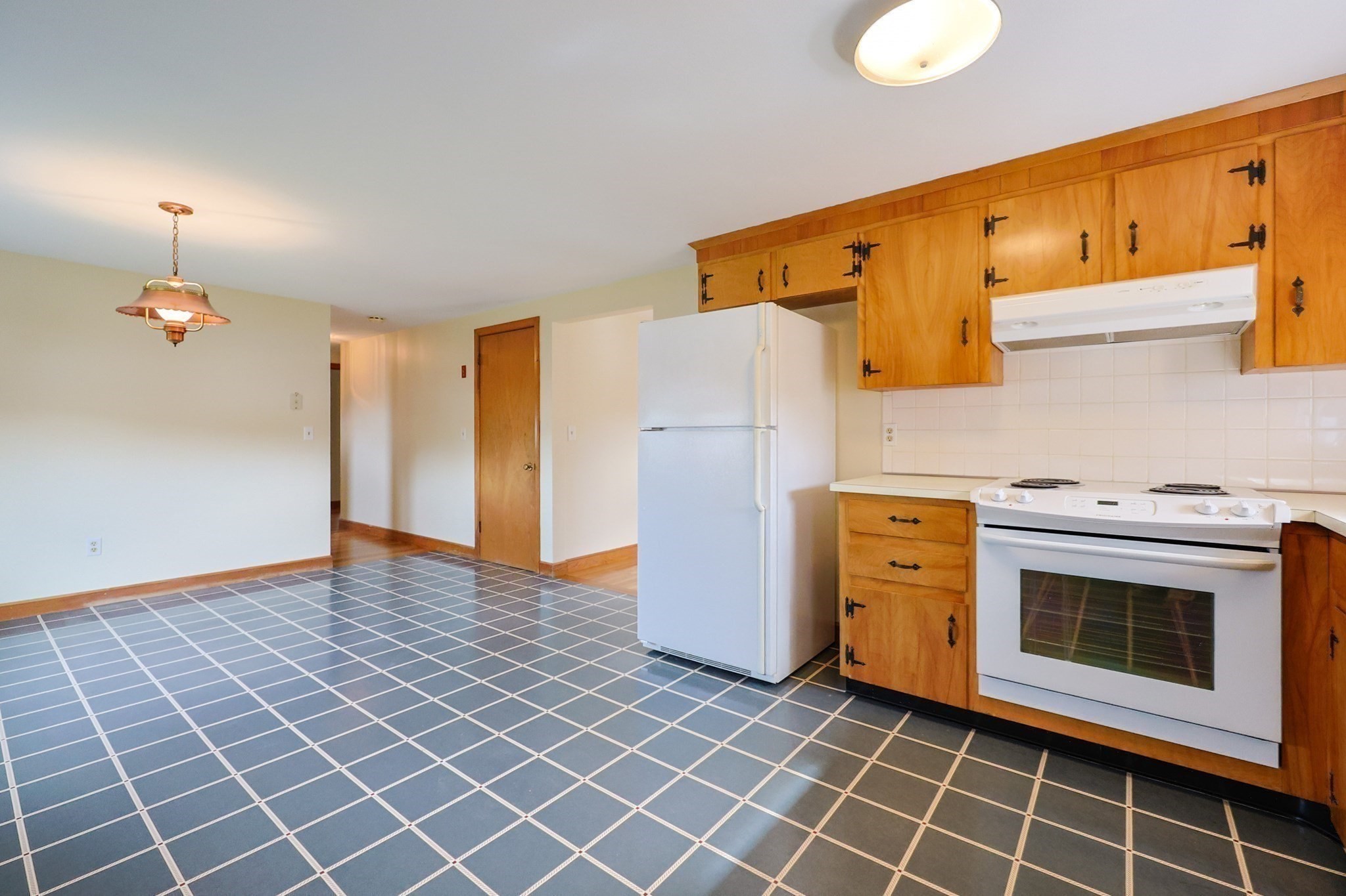 57 Beach St, Milford, MA 01757 - Image 7