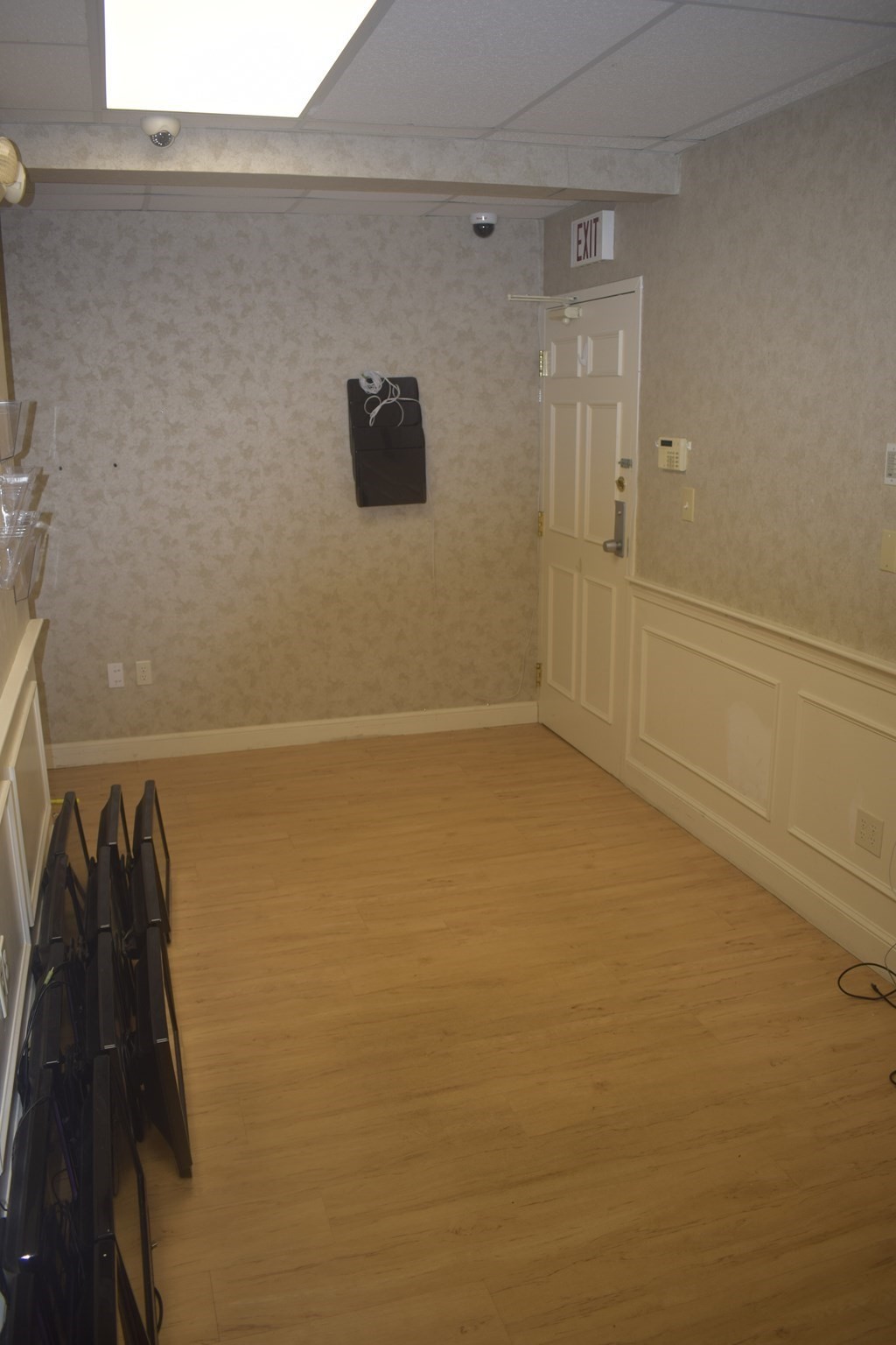 3 Baldwin Green Cmn Unit 104, Woburn, MA 01801 - Image 6