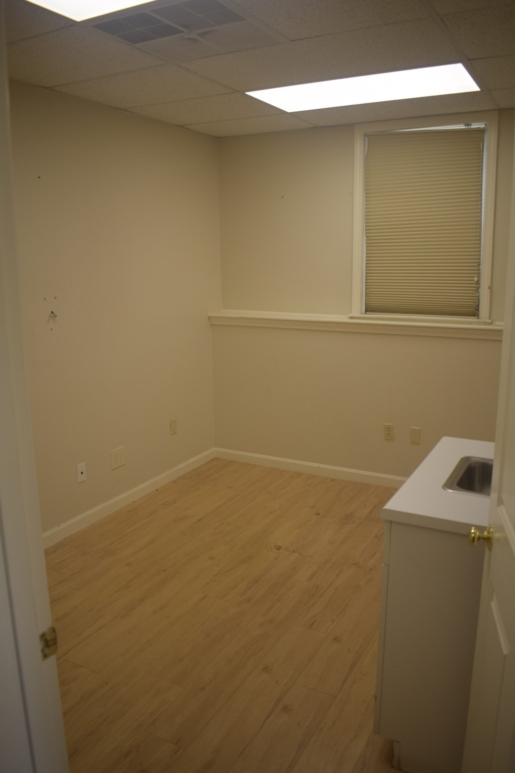 3 Baldwin Green Cmn Unit 104, Woburn, MA 01801 - Image 9