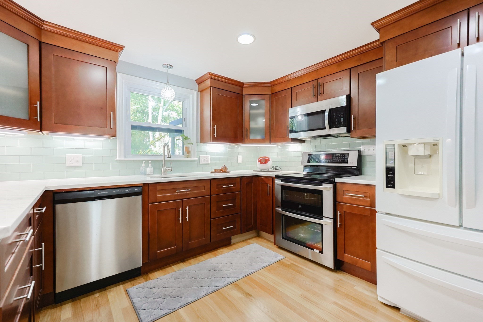 8 Ralph St, Medford, MA 02155 - Image 2