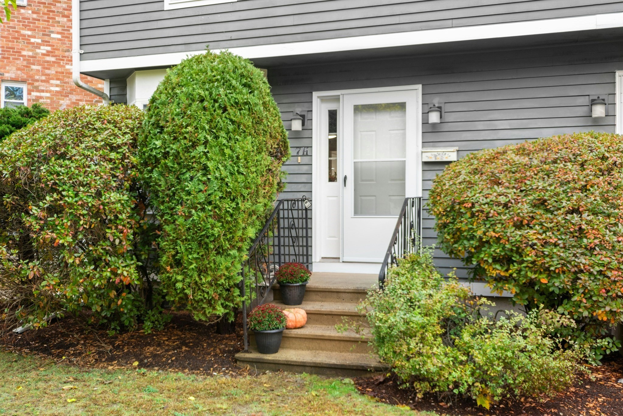 7 Mayberry Dr Unit H, Westborough, MA 01581 - Image 2