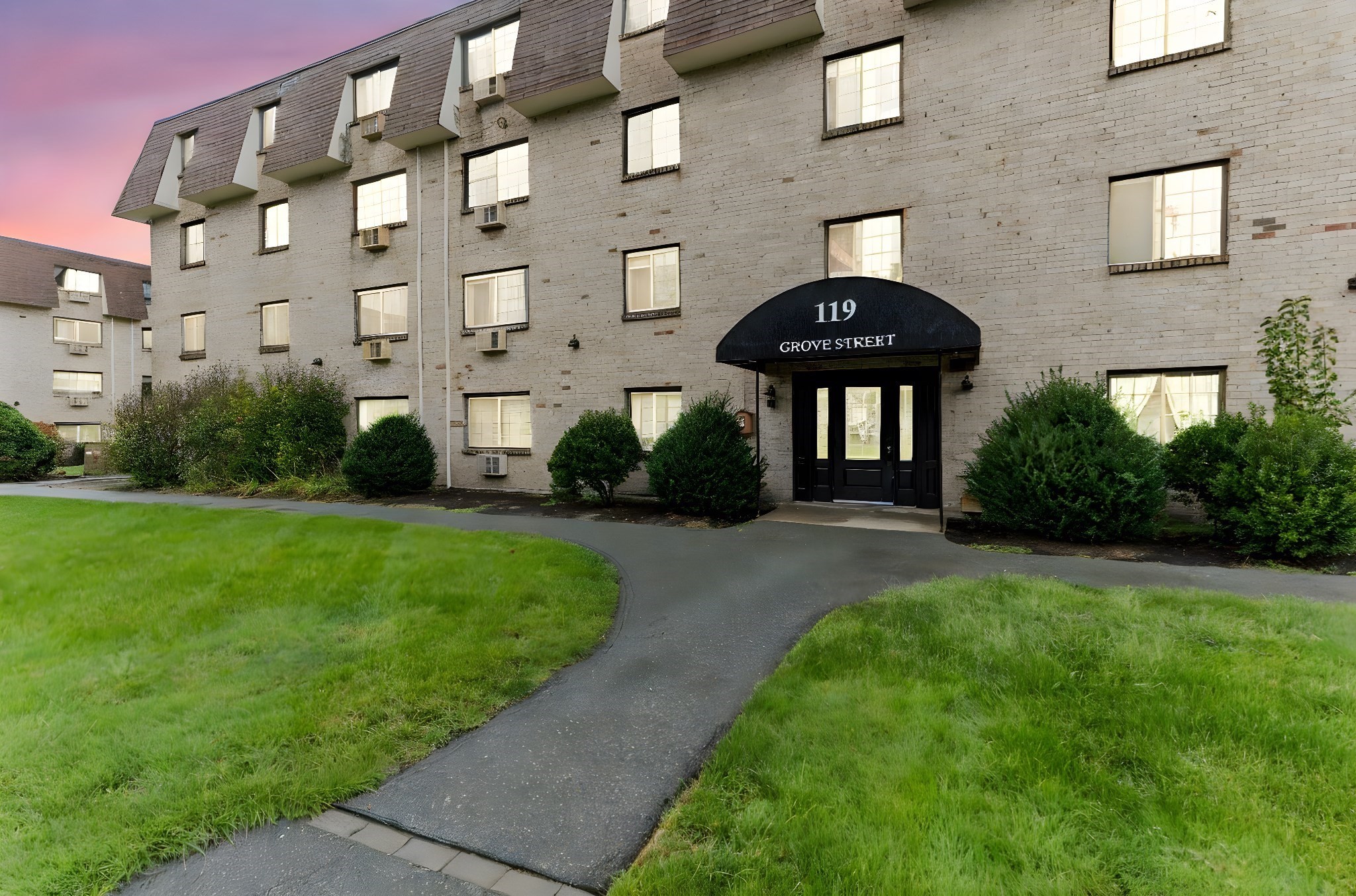 119 Grove Street Unit 223, Rockland, MA 02370