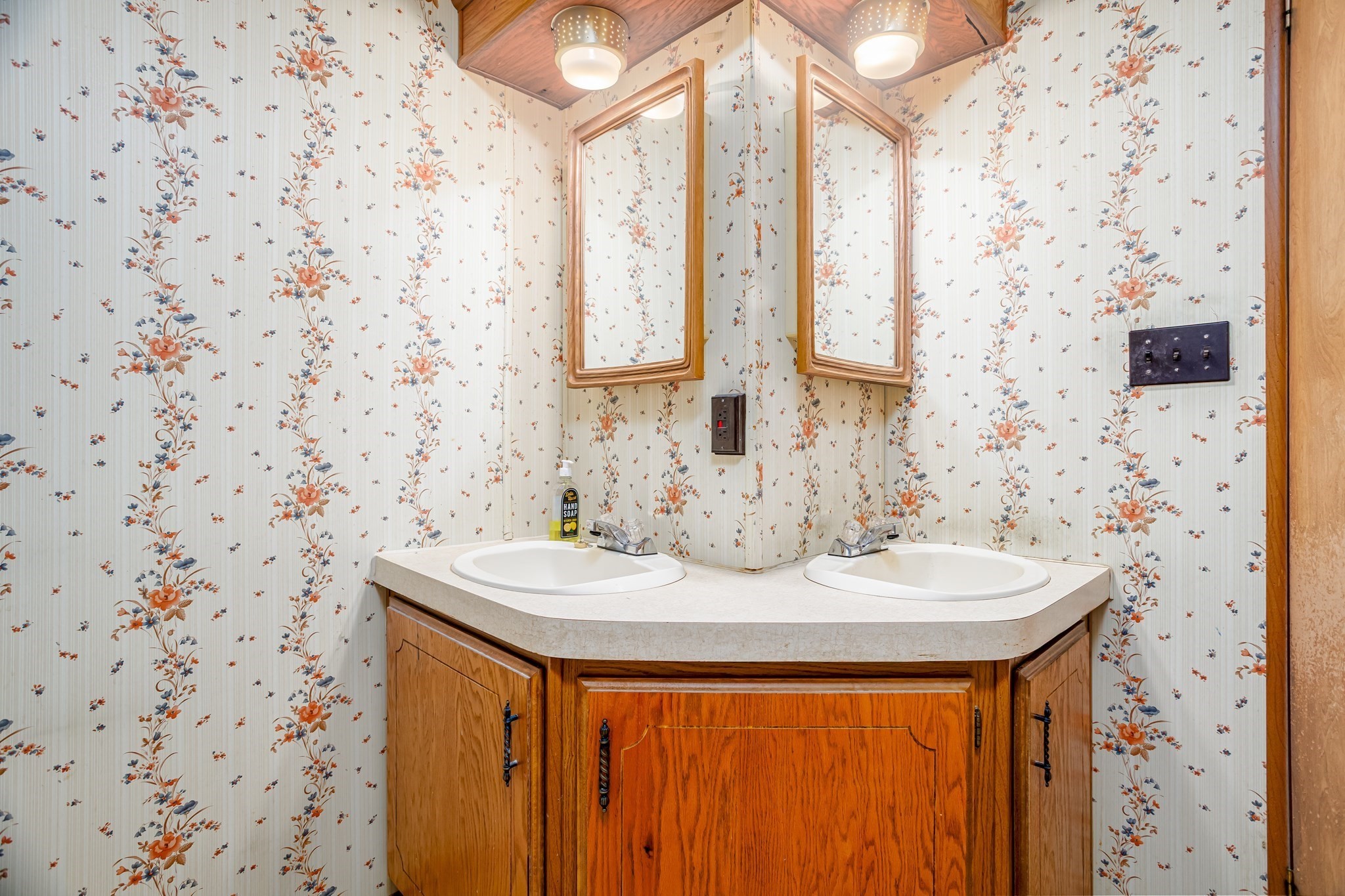 556 Central Street Unit 39, Leominster, MA 01453 - Image 16