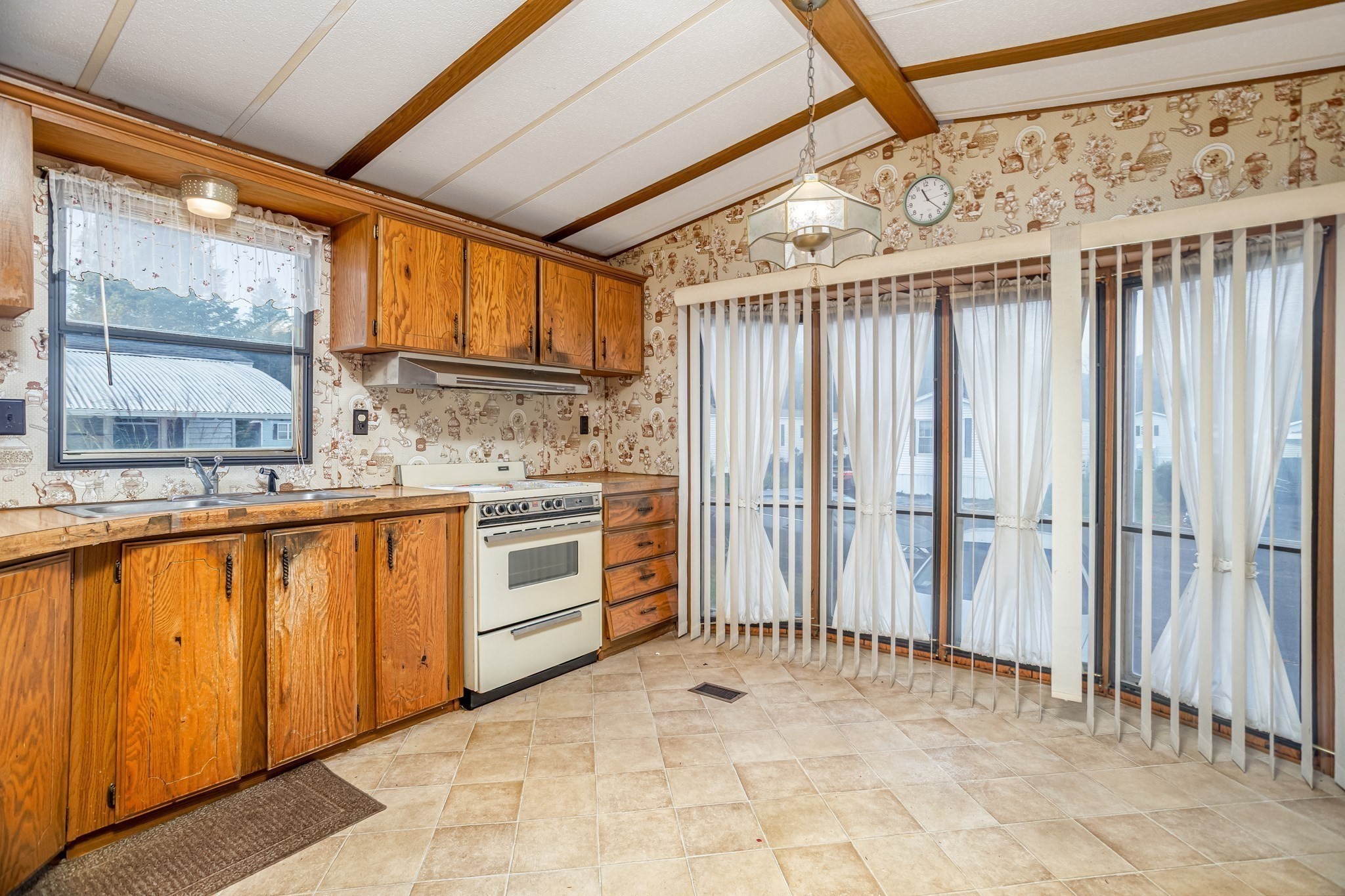 556 Central Street Unit 39, Leominster, MA 01453 - Image 6