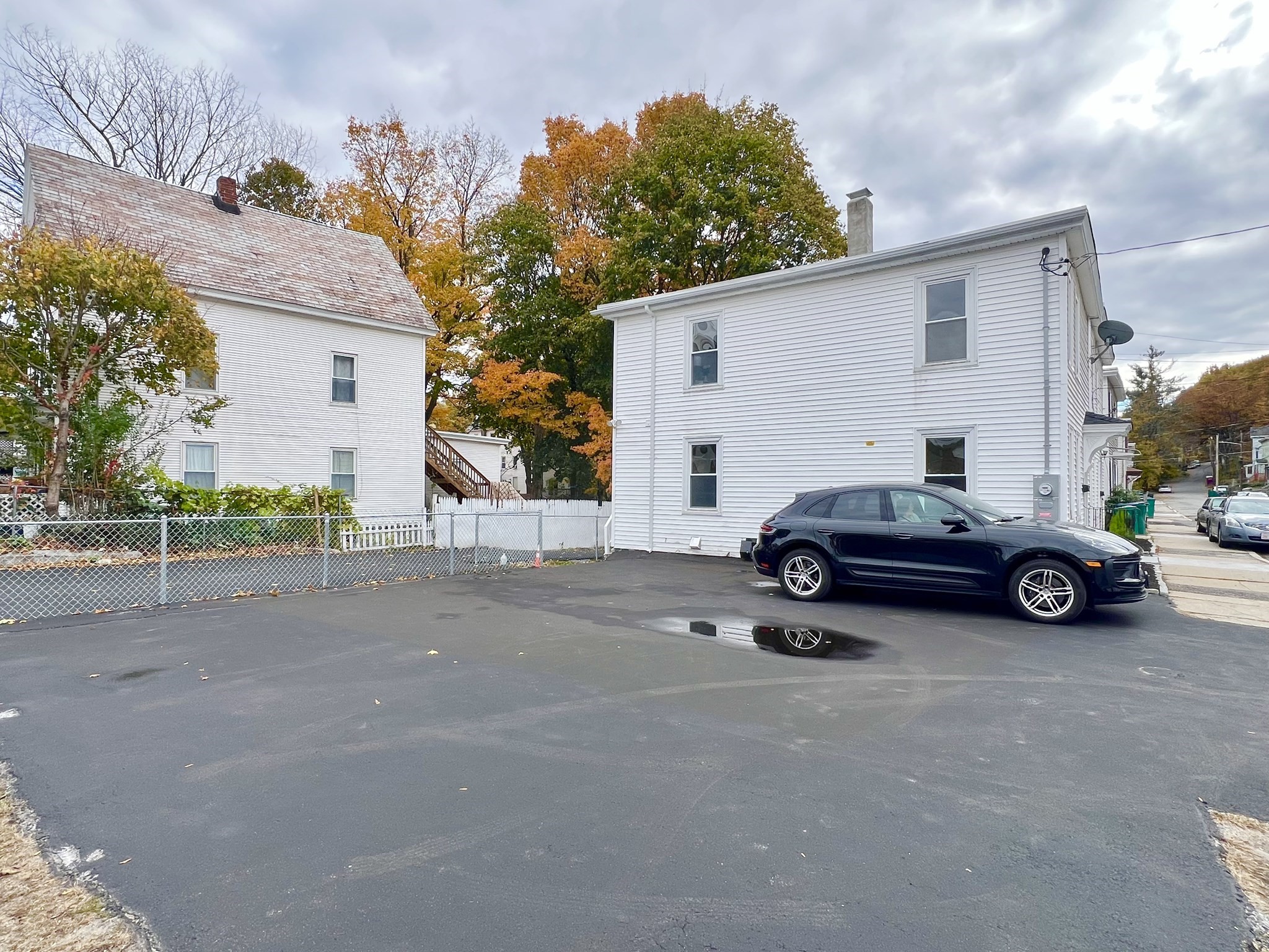 36 Hazel St, Fitchburg, MA 01420