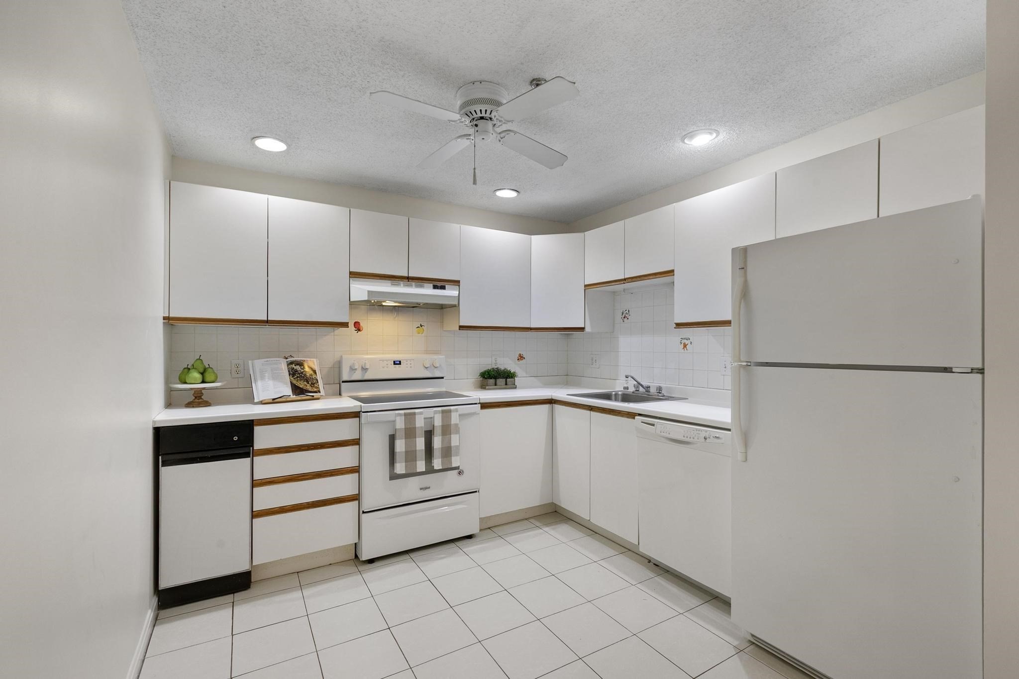 3920 Mystic Valley Pkwy Unit 620, Medford, MA 02155 - Image 3