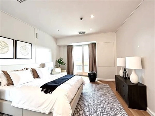 133 Commander Shea Blvd, Apt 502