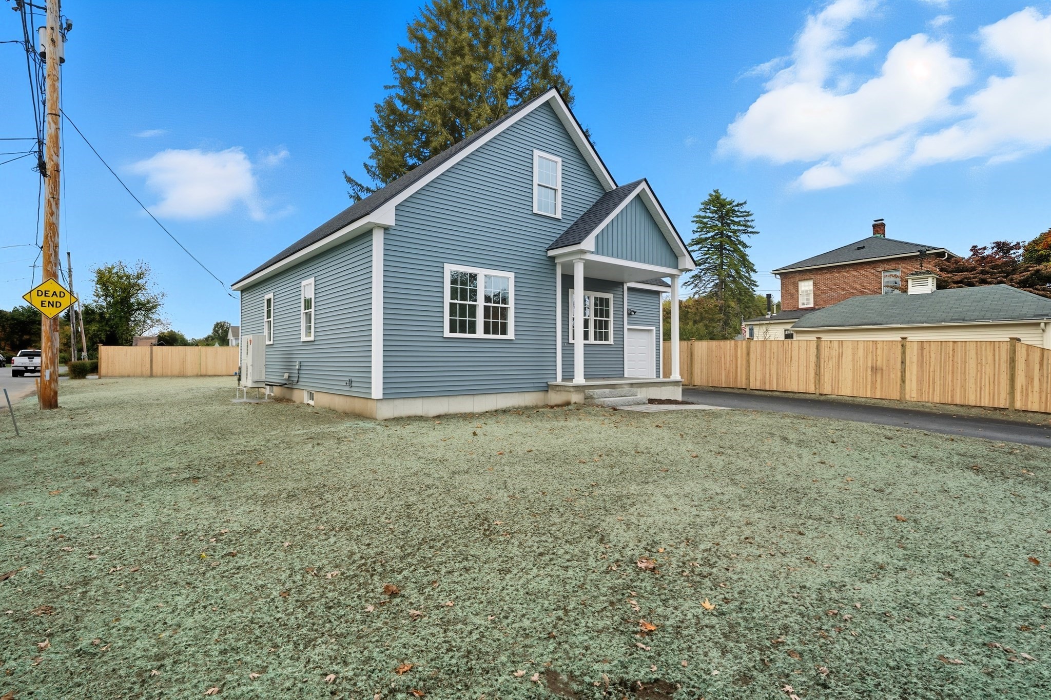 20 Willow St, Clinton, MA 01510 - Image 3