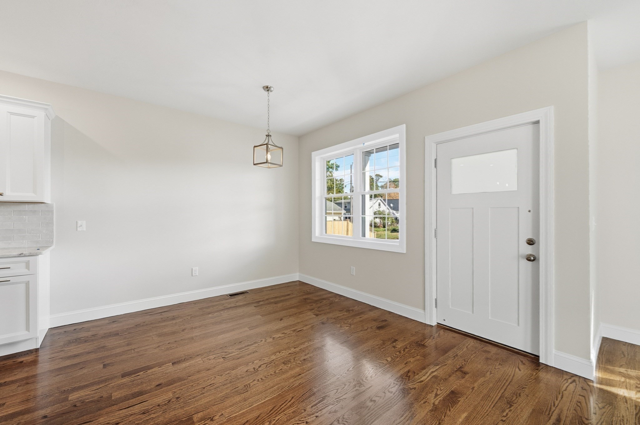 20 Willow St, Clinton, MA 01510 - Image 8