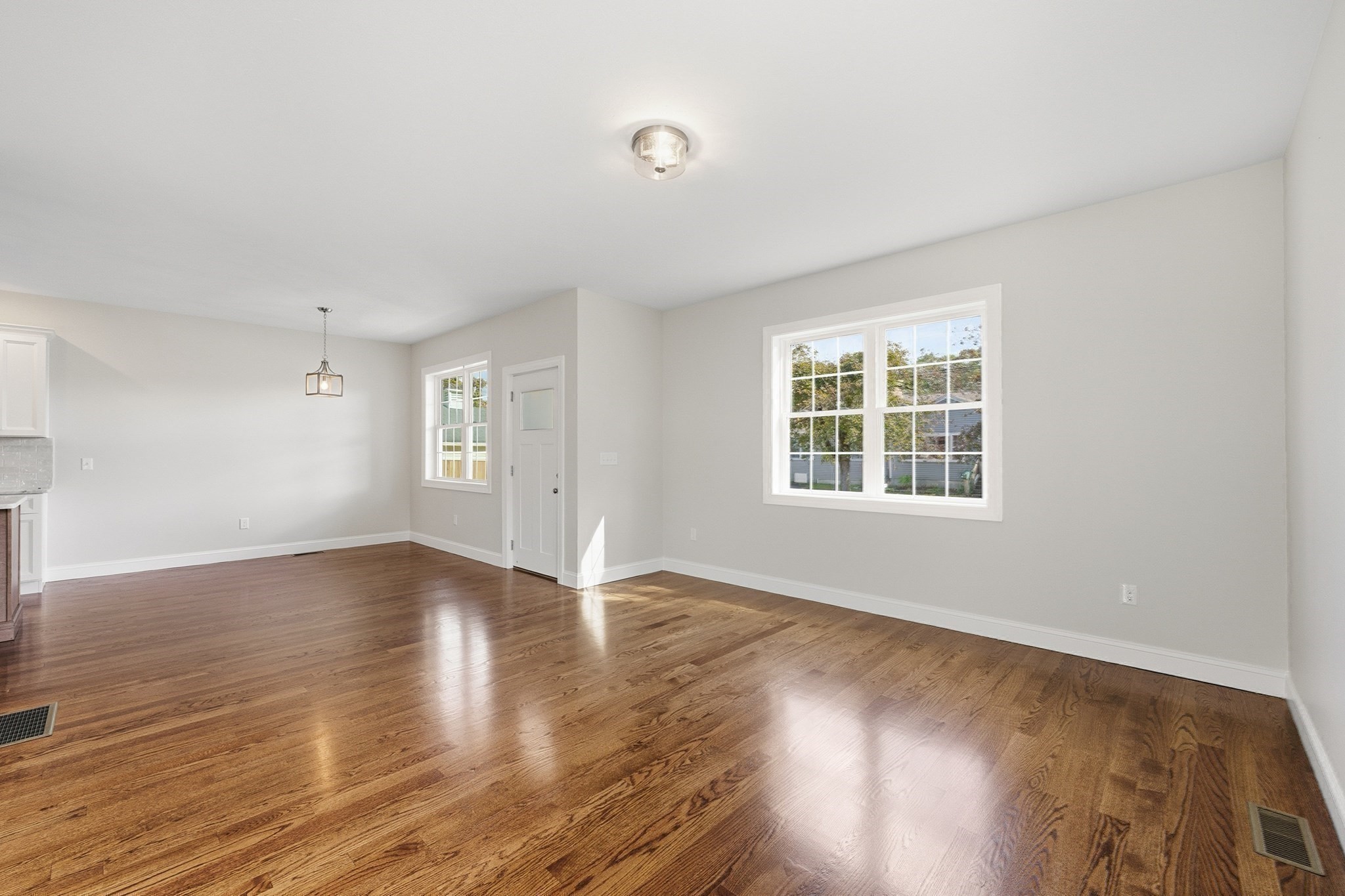 20 Willow St, Clinton, MA 01510 - Image 10