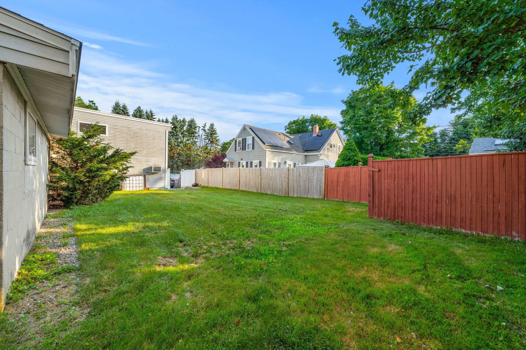 8 Marshall St, Methuen, MA 01844 - Image 6