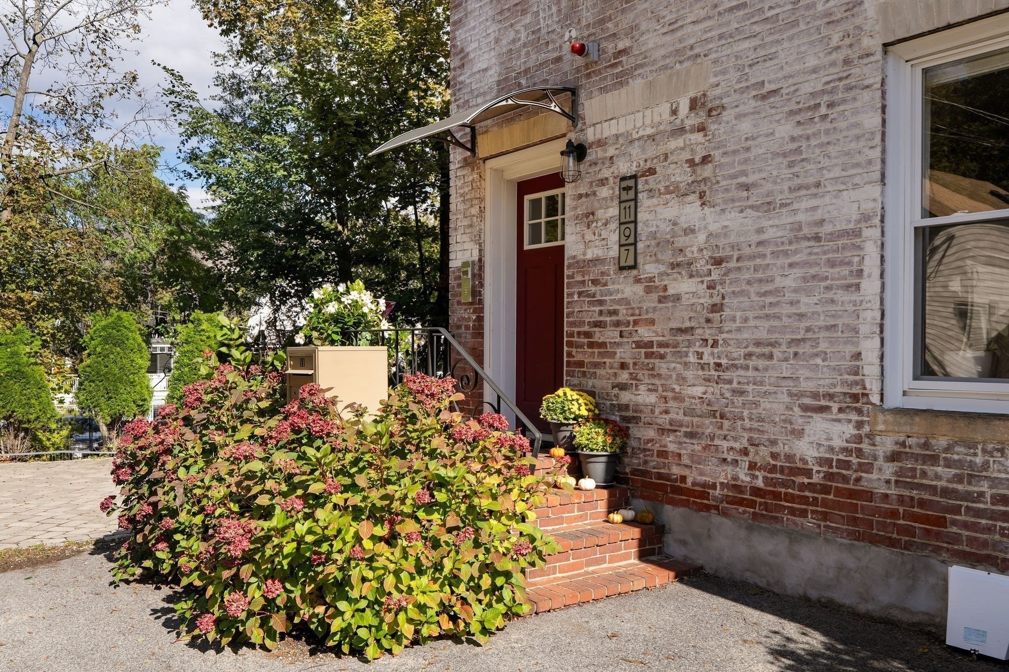 7 Court Street Pl Unit 7, Arlington, MA 02476 - Image 37