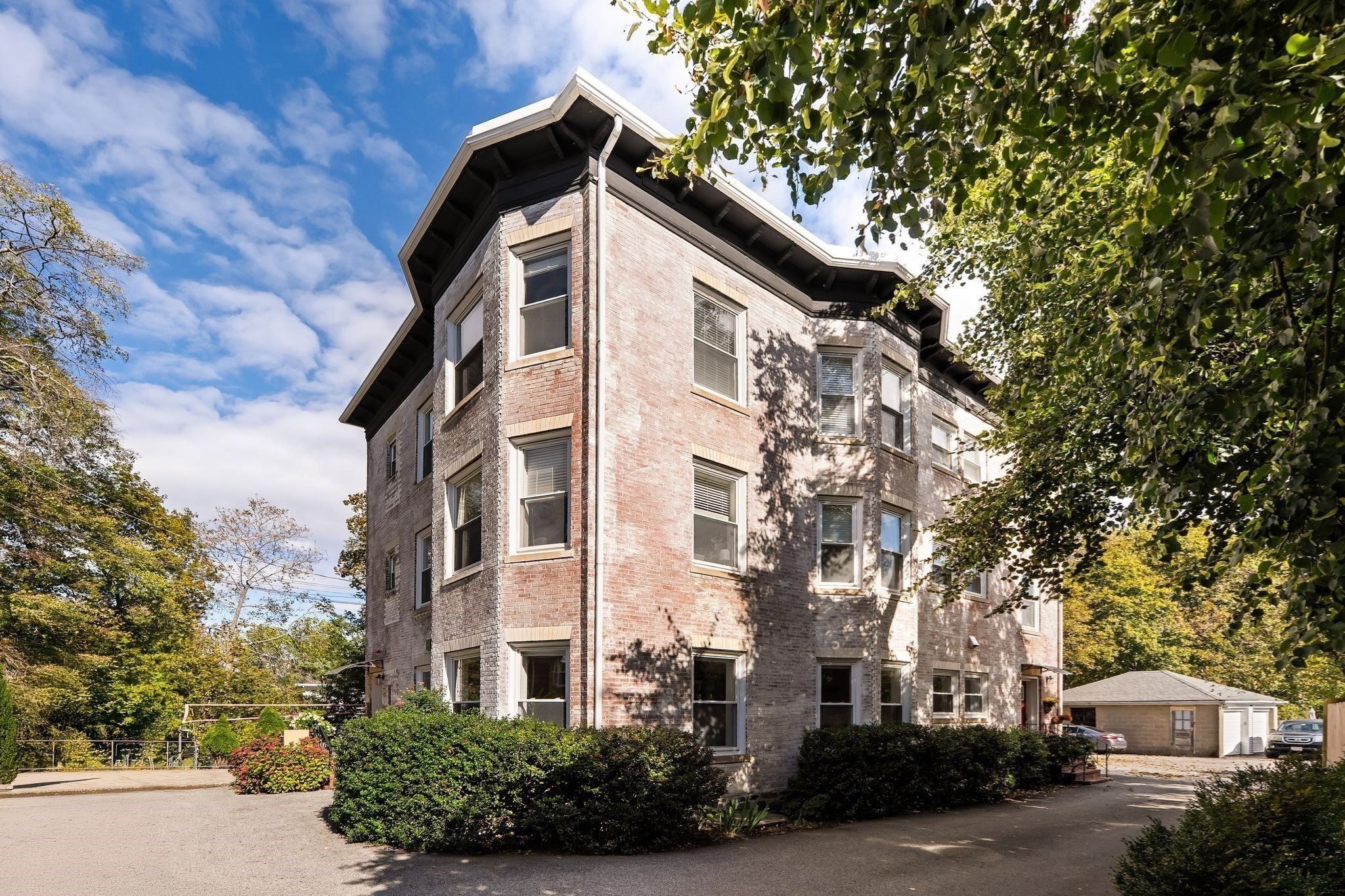 7 Court Street Pl Unit 7, Arlington, MA 02476 - Image 38