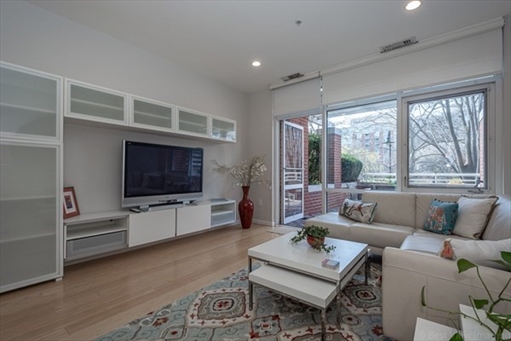 6 Canal Park, Apt 105