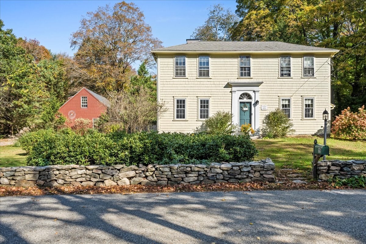 19 Gilmore Road, Southborough, MA 01772