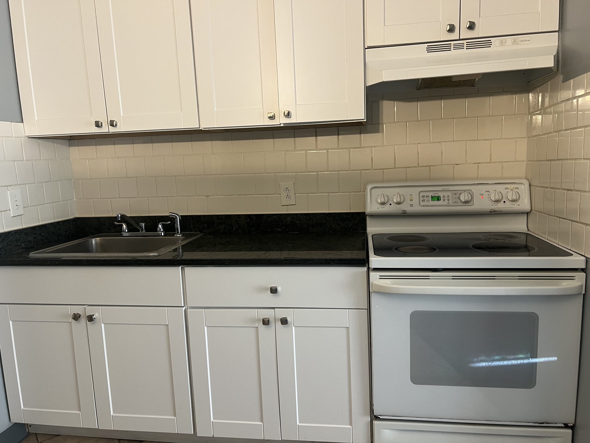 126 Beaver St Unit B-121, Framingham, MA 01702 - Image 3