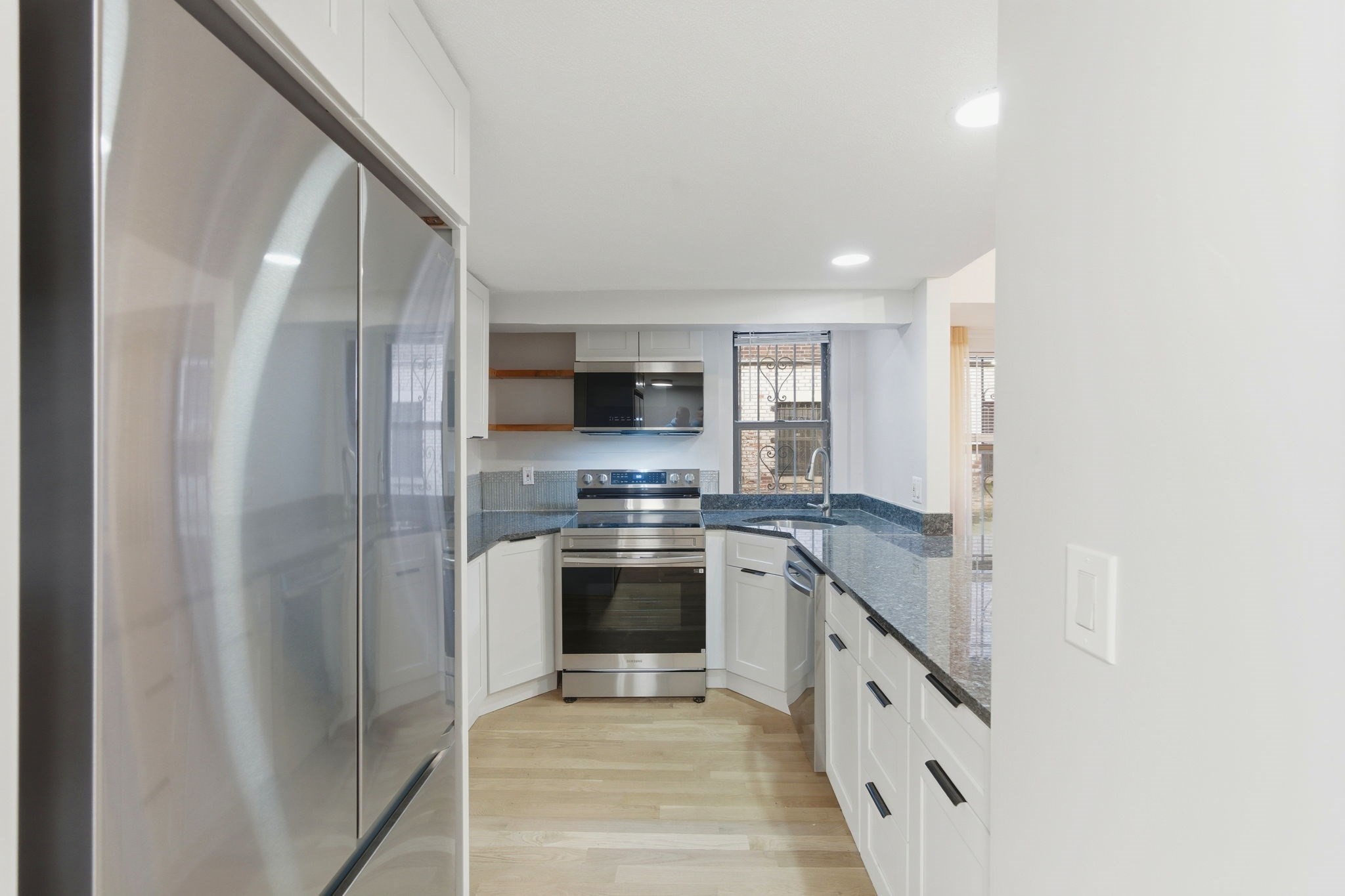 107 Jersey Unit 21B, Fenway, Boston, MA 02215 - Image 2