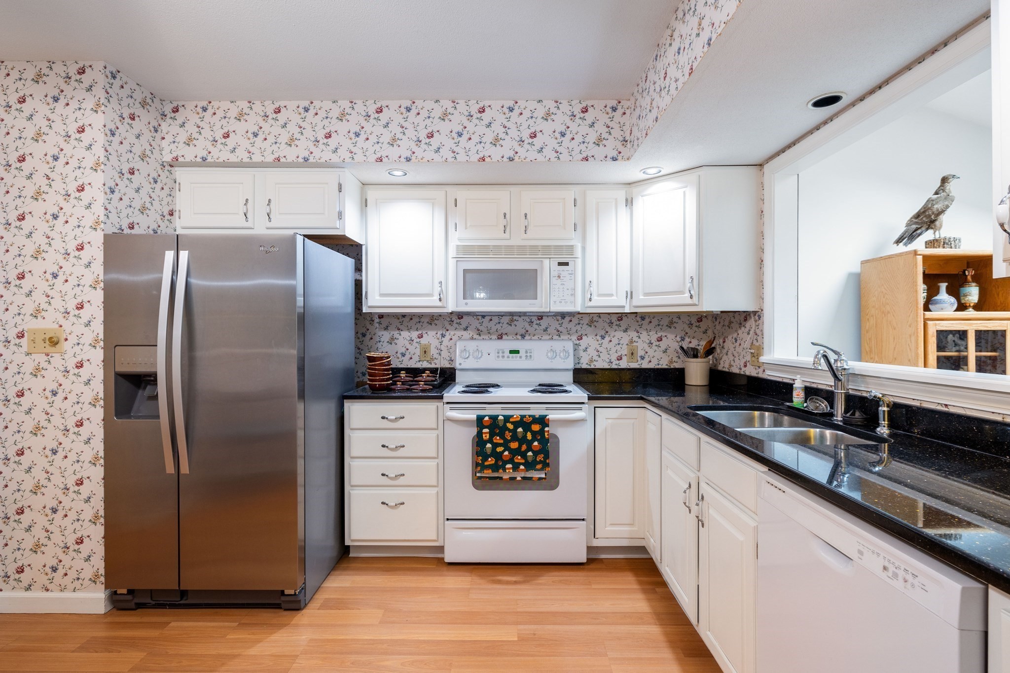 15 Castle Hill Rd. Unit B, Agawam, MA 01001 - Image 2