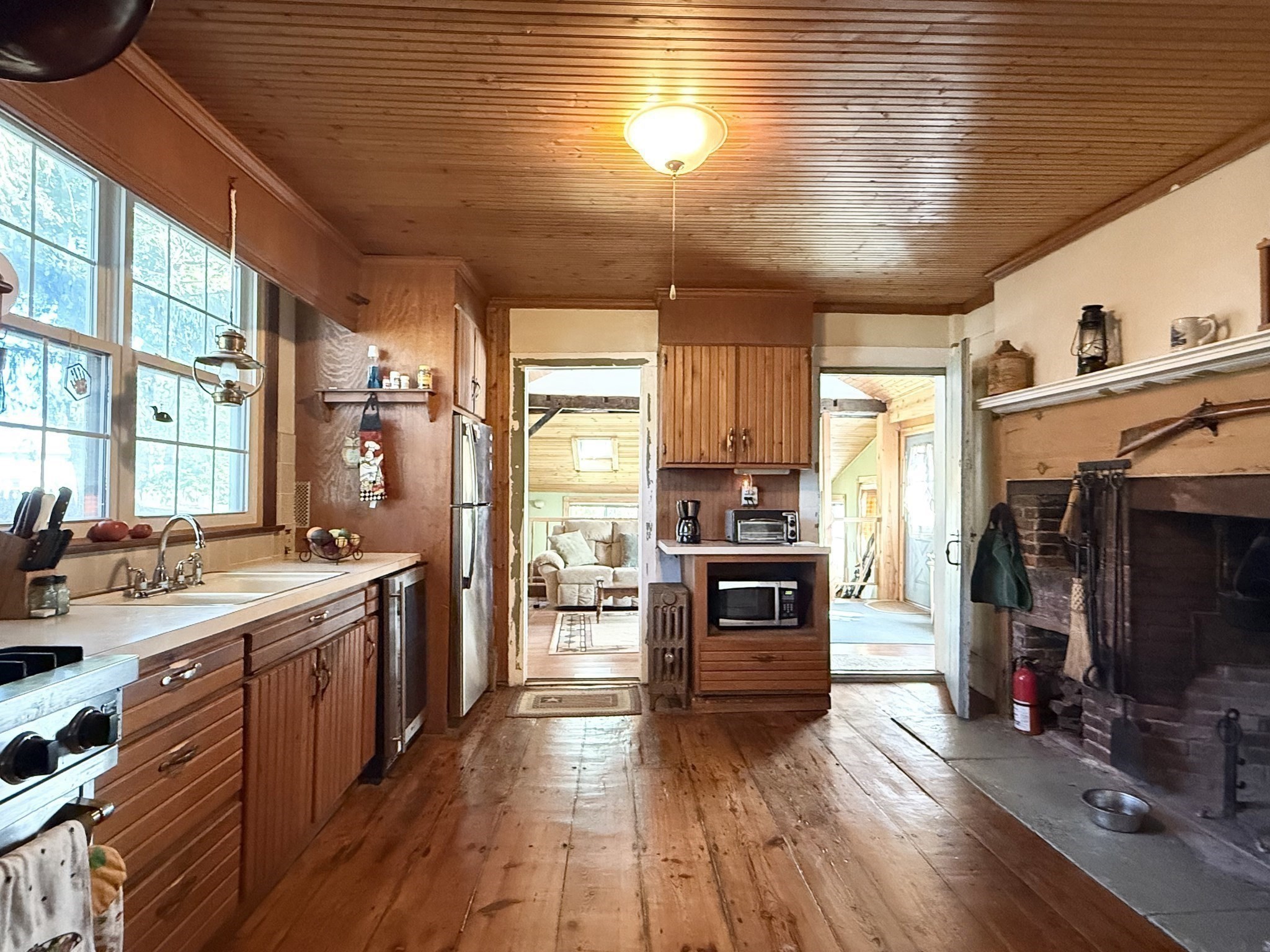 334 Elm Street, West Springfield, MA 01089 - Image 14