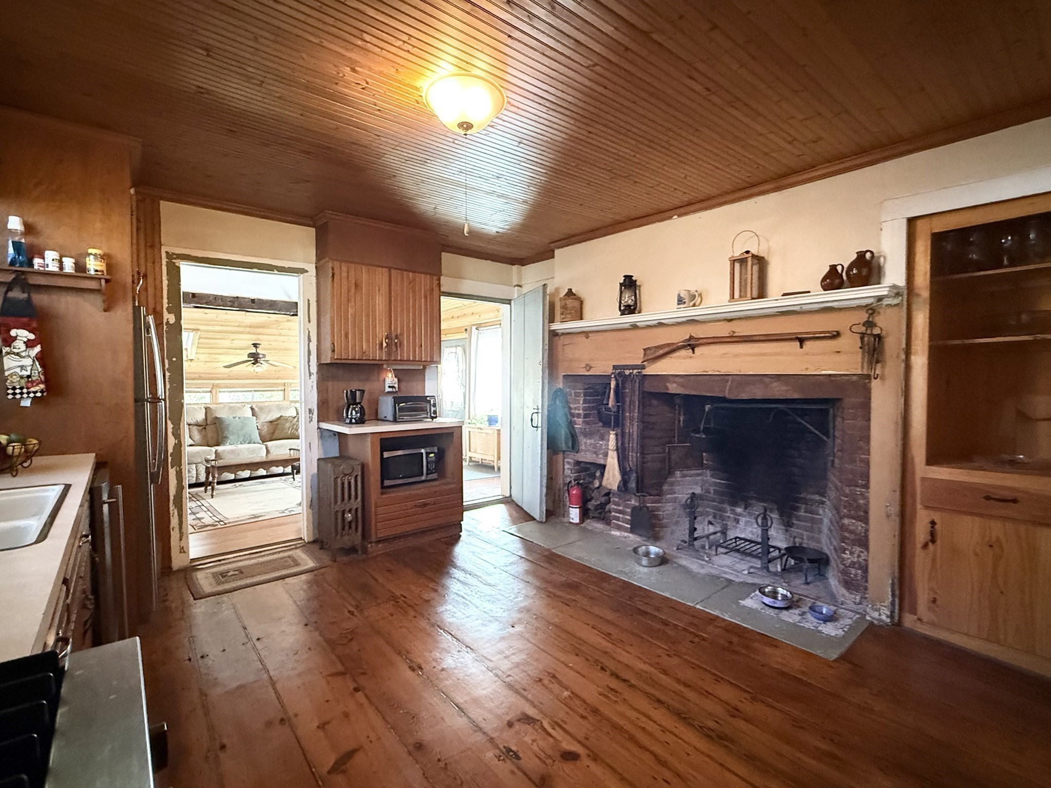 334 Elm Street, West Springfield, MA 01089 - Image 8