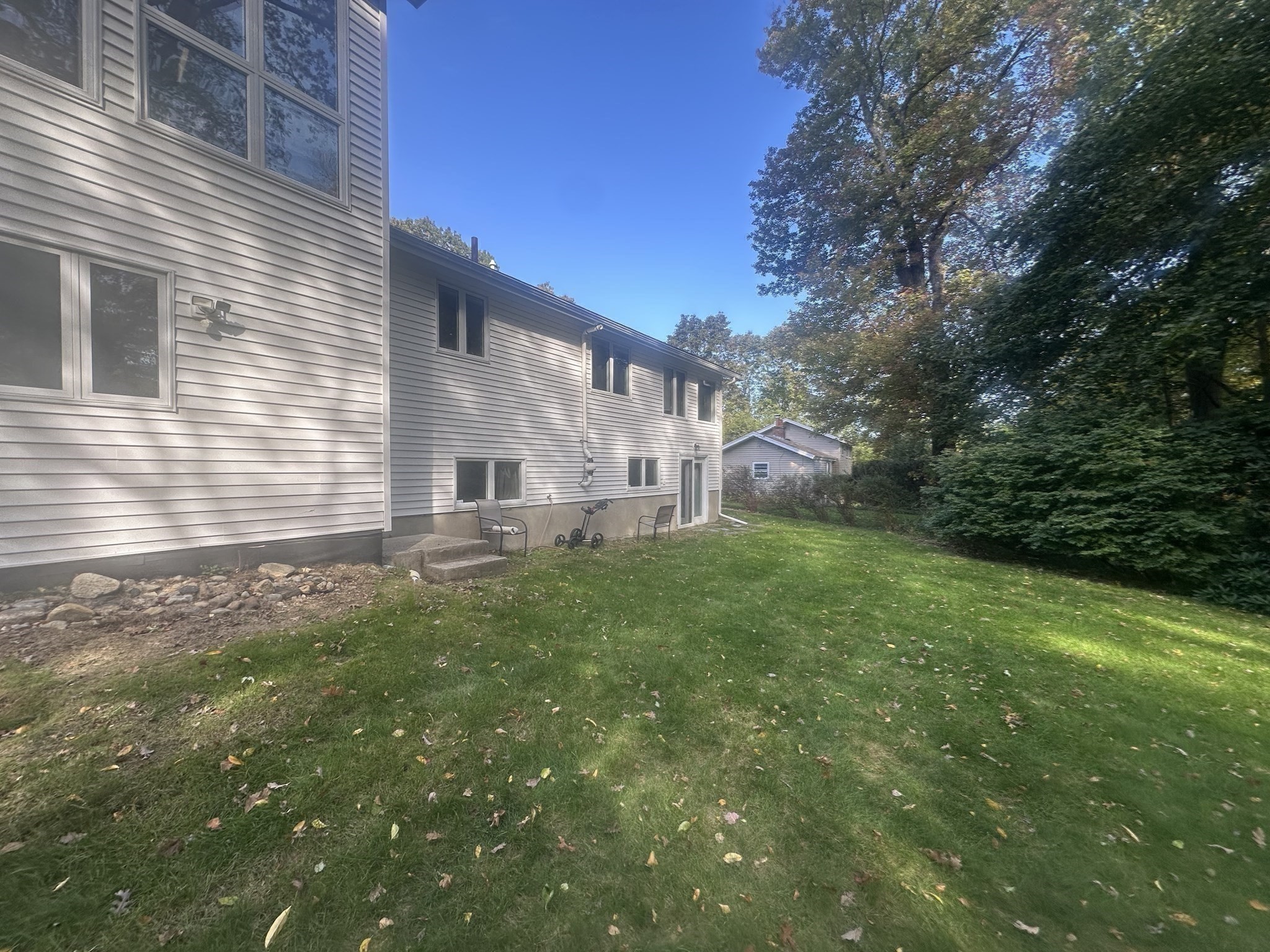 24 Seneca Dr, Hudson, MA 01749 - Image 3