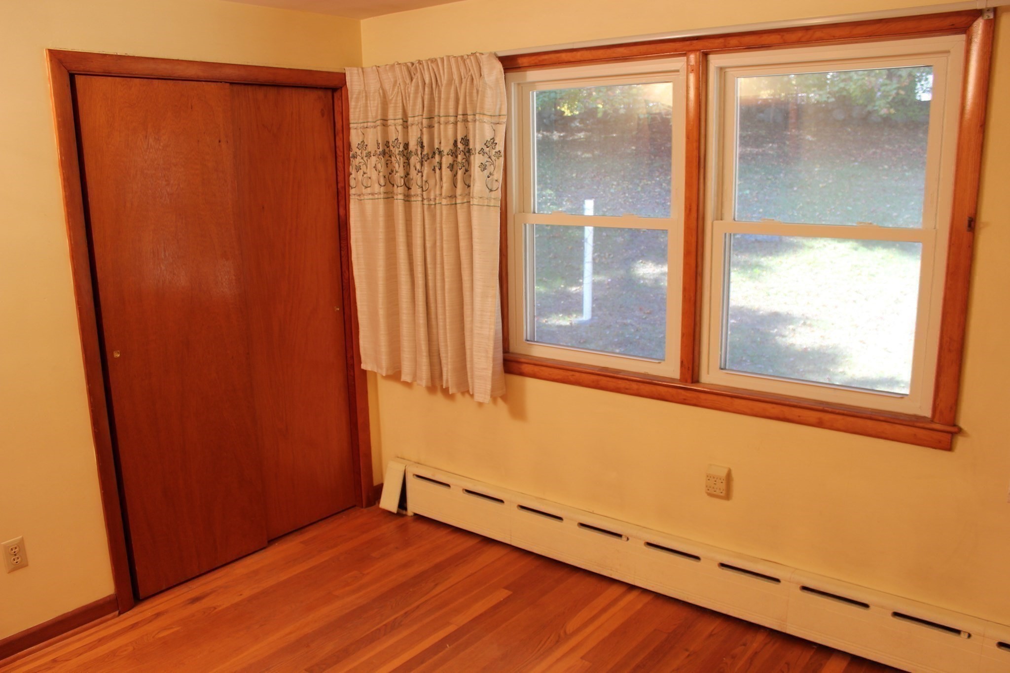4 Thomas Hill Rd, Millbury, MA 01527 - Image 11