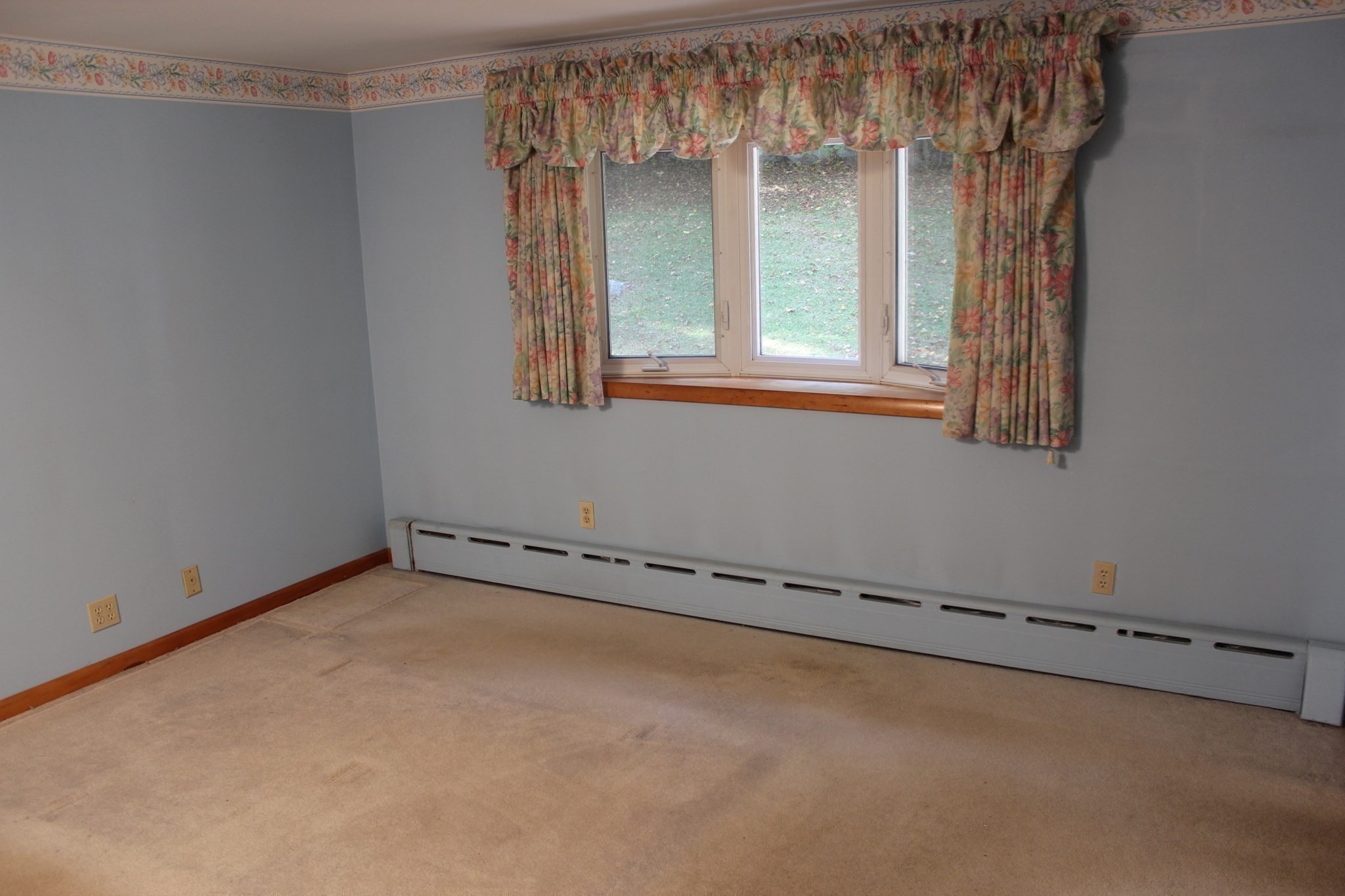 4 Thomas Hill Rd, Millbury, MA 01527 - Image 12