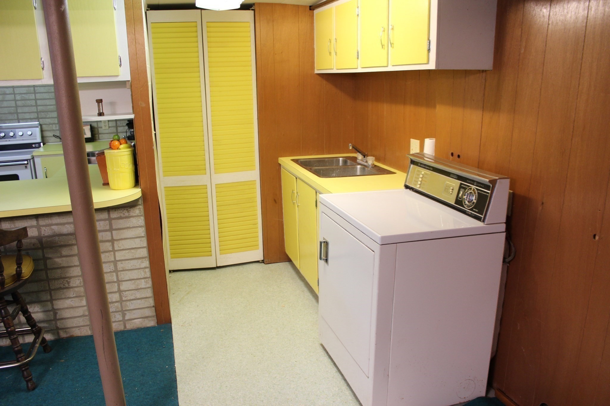 4 Thomas Hill Rd, Millbury, MA 01527 - Image 23