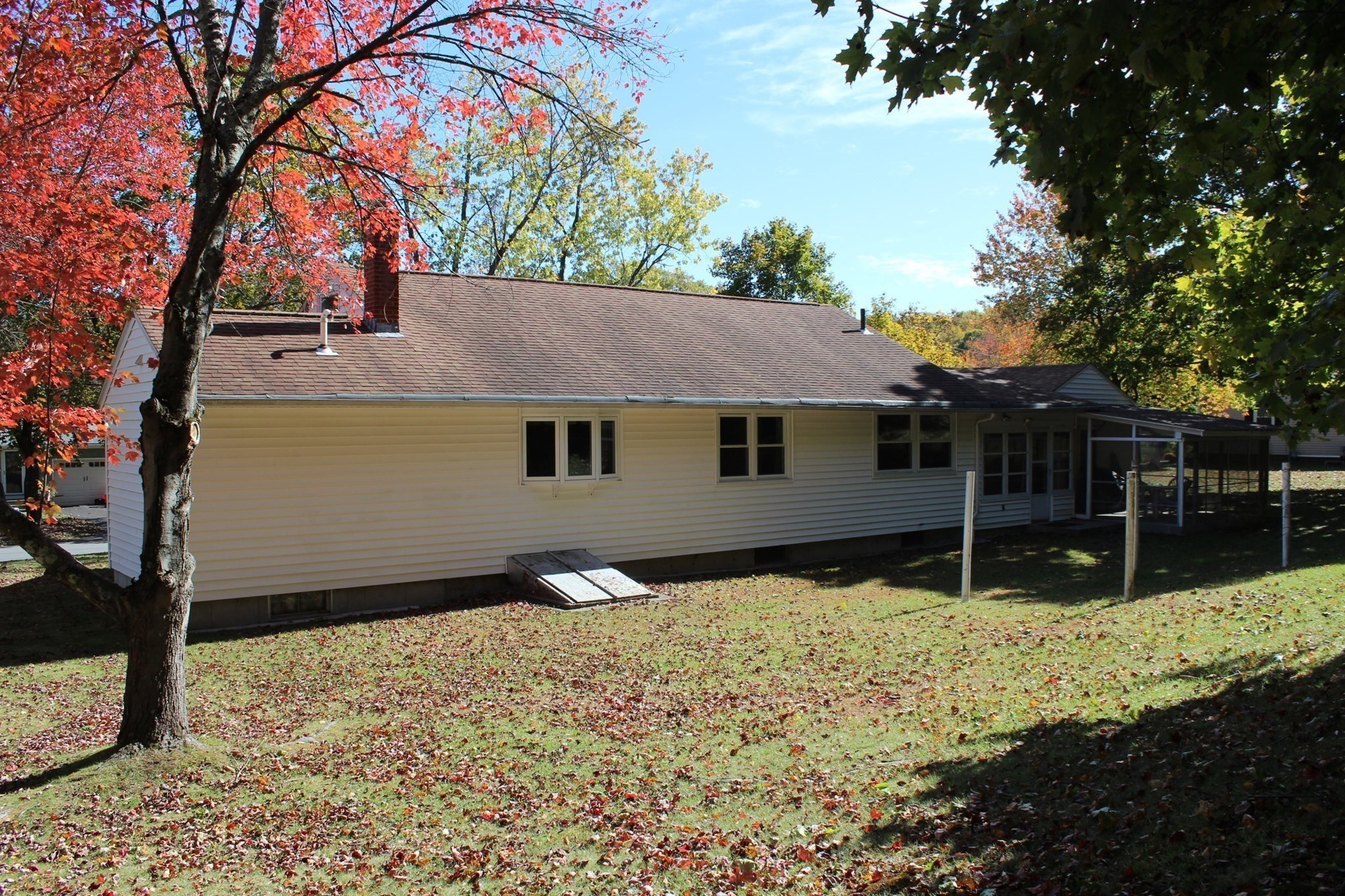 4 Thomas Hill Rd, Millbury, MA 01527 - Image 32